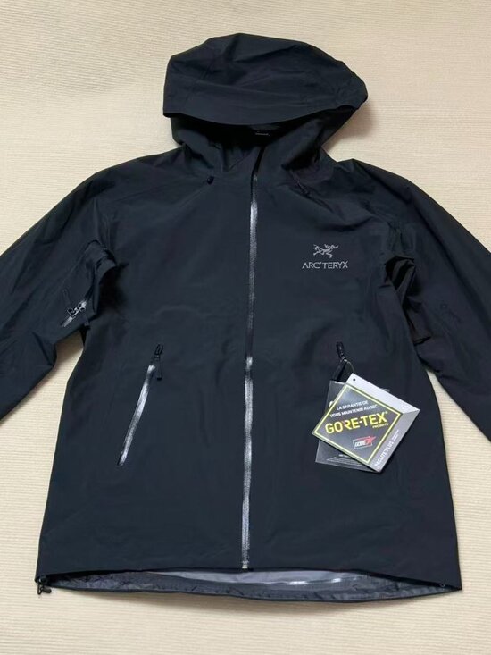 Arc'teryx Other - Arc'teryx Beta Series Black Hooded Hardshell Jacket, Size L.